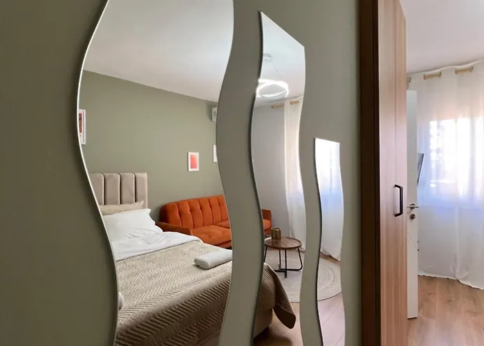 Cane Mosaic Appartement Tirana